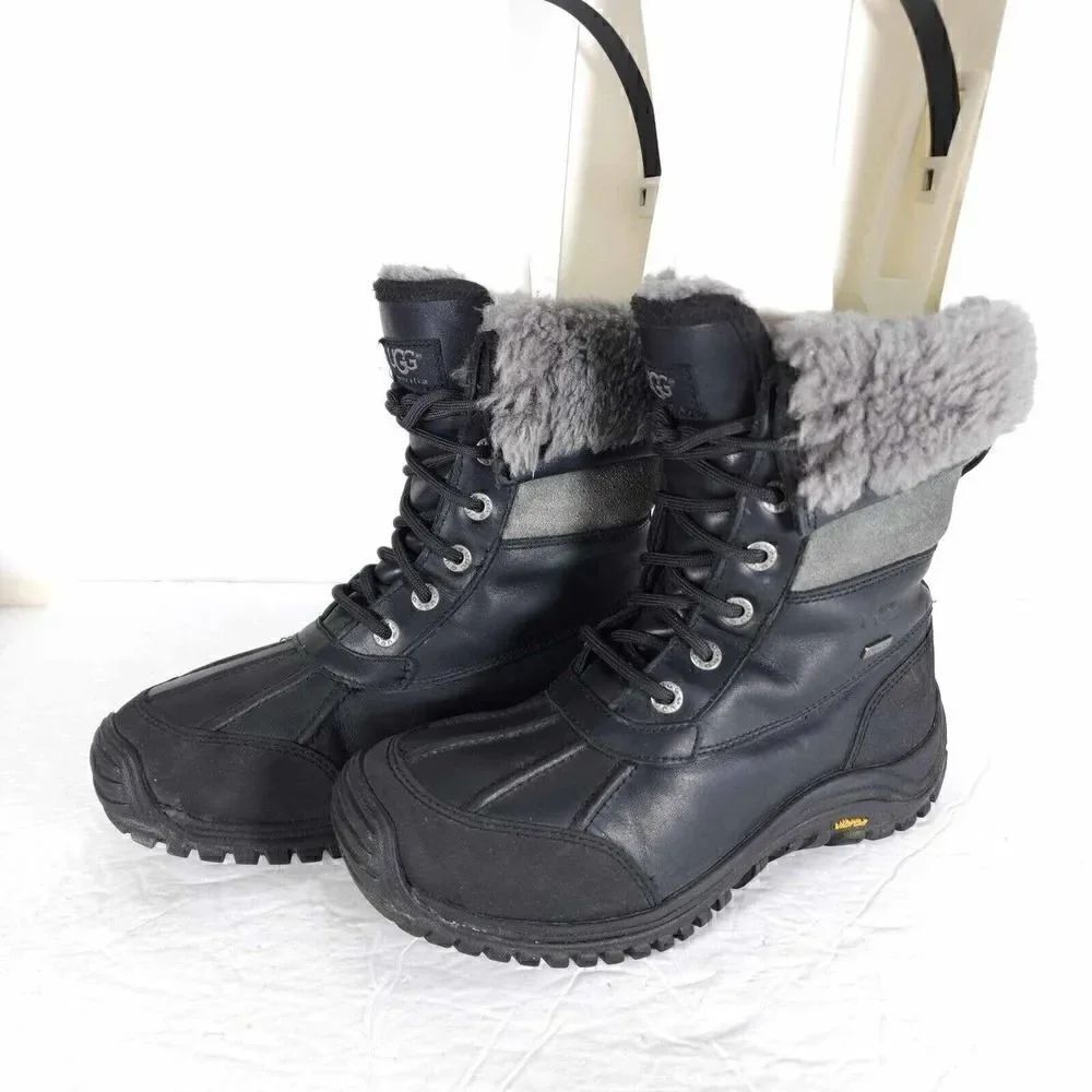 UGG Women's Adirondack Il US7 Black Leather Sheepskin Lace Up Winter Boots